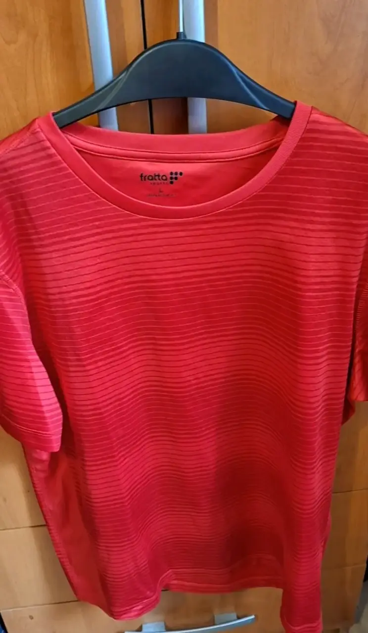 Polera roja de rayas Fratta talla L