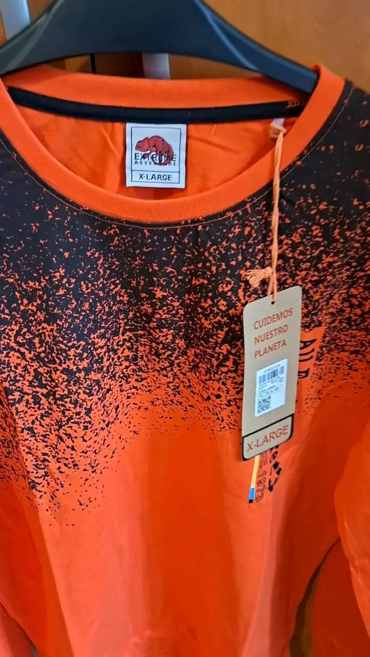 Polera naranja estampada Explore Adventure XL