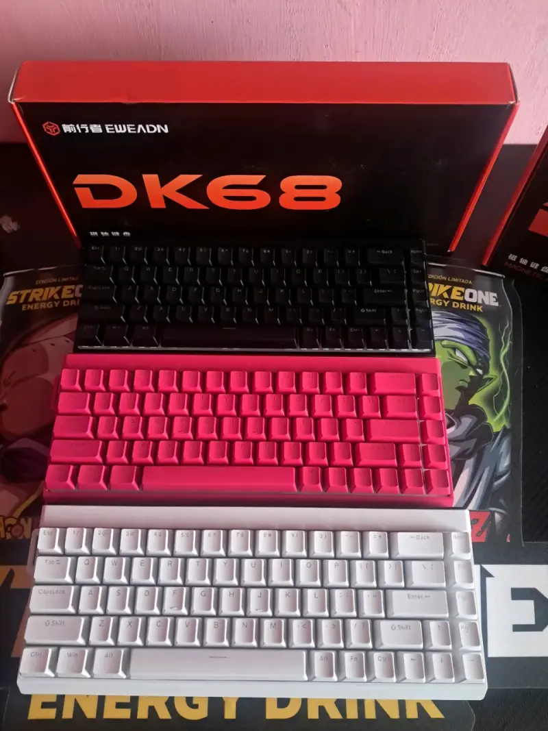 Teclado mecánico EWEADN DK68 RGB - 1