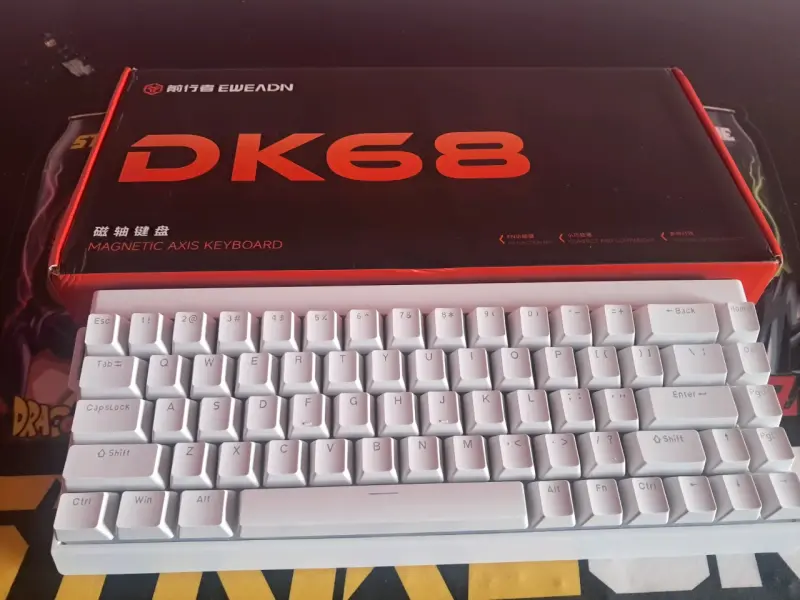 Teclado mecánico EWEADN DK68 RGB - 3