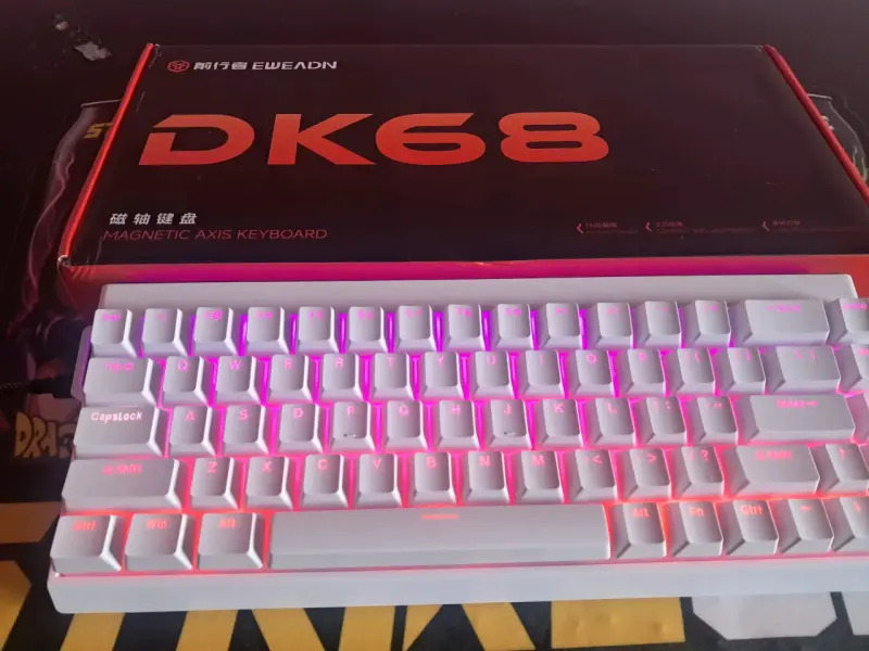 Teclado mecánico EWEADN DK68 RGB - 4