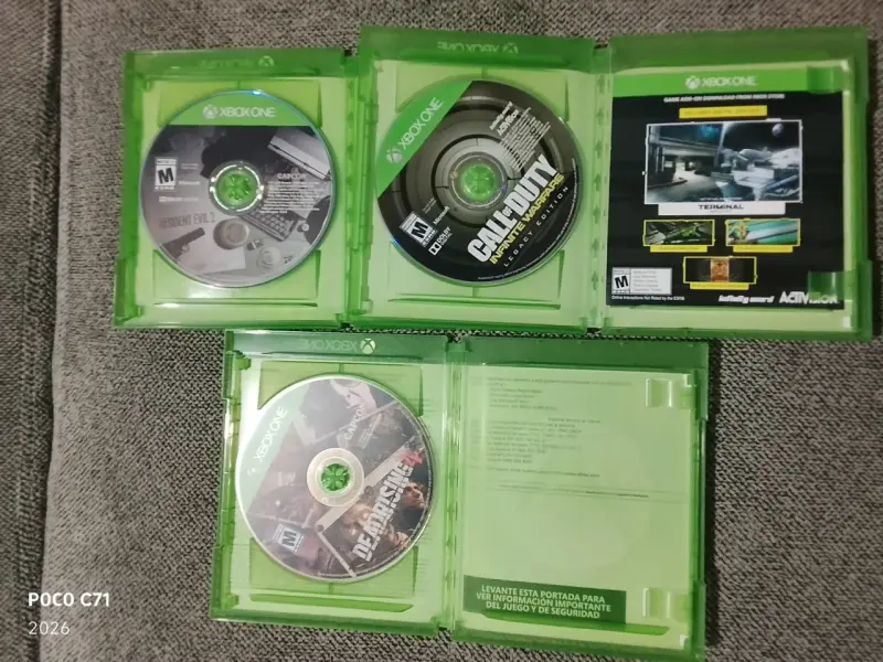Lote de Juegos Xbox One: Resident Evil 2, Dead Rising 4 y Call of Duty - 2