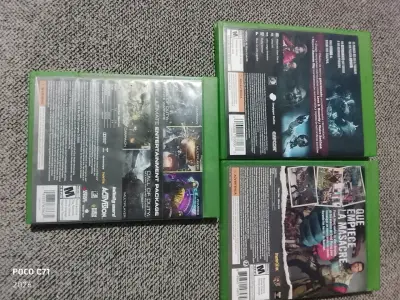 Lote de Juegos Xbox One: Resident Evil 2, Dead Rising 4 y Call of Duty - miniatura 3