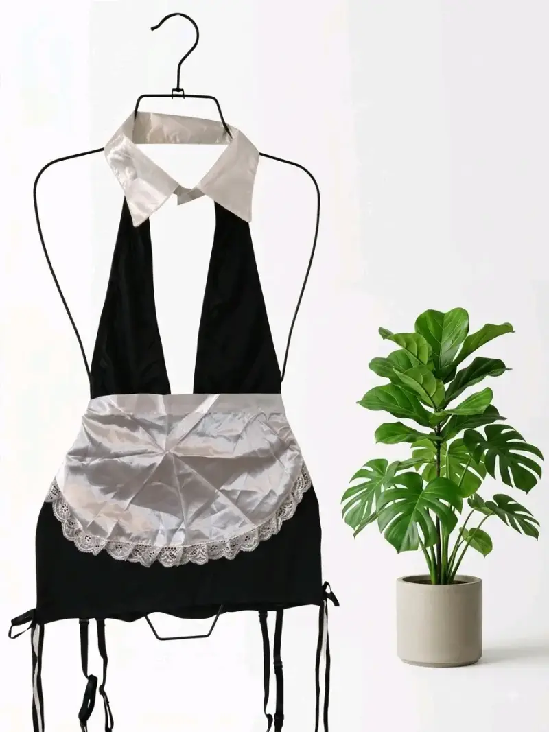 Conjunto de lencería transparente con corazones - 3