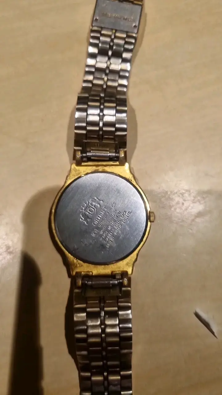 Reloj Orient dorado con pulsera metálica - 2