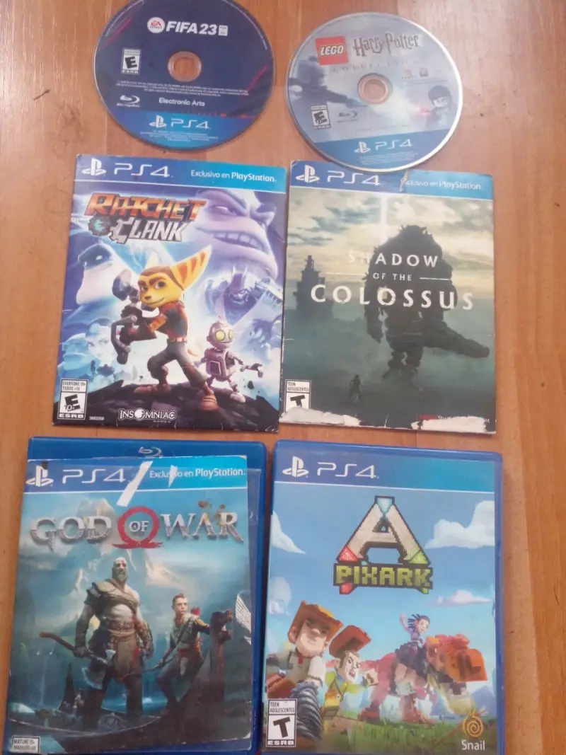 Colección de juegos PS4 variados