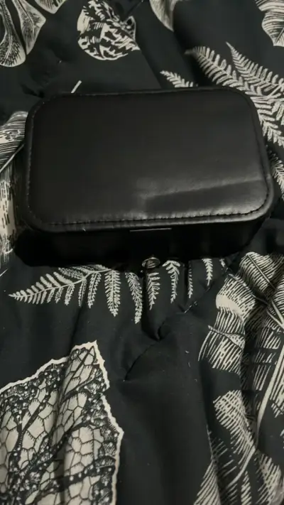 Estuche organizador de joyas negro - miniatura 1
