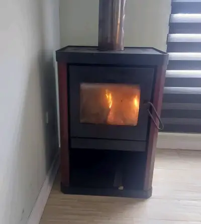 Estufa Combustión Lenta Amesti Classic 400 - miniatura 2