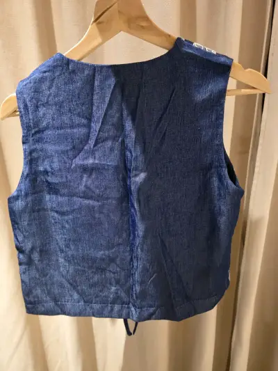 Chaleco azul bordado floral para mujer - miniatura 2