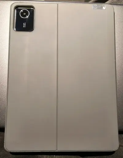 Tablet Lenovo Tab M11 con funda protectora y lapiz - miniatura 3