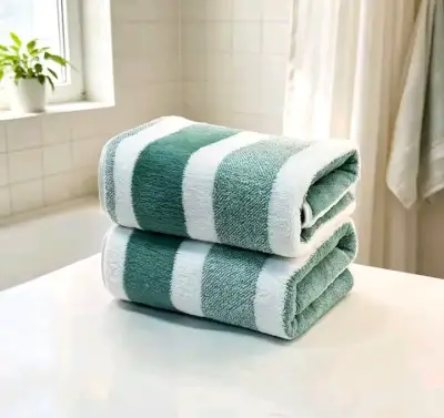 Juego de toallas rayadas verde y blanco - miniatura 1