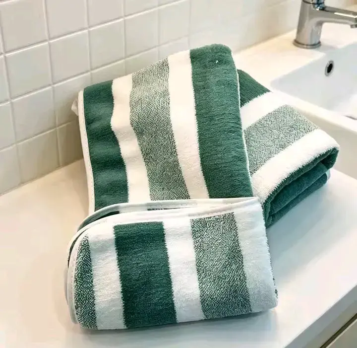 Juego de toallas rayadas verde y blanco - 3