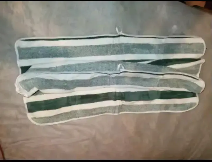 Juego de toallas rayadas verde y blanco - 4