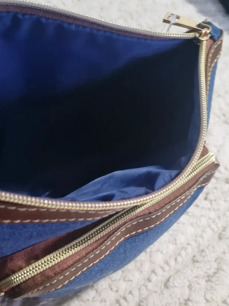 Cosmetiquero True Religion con bolsillo frontal - 3