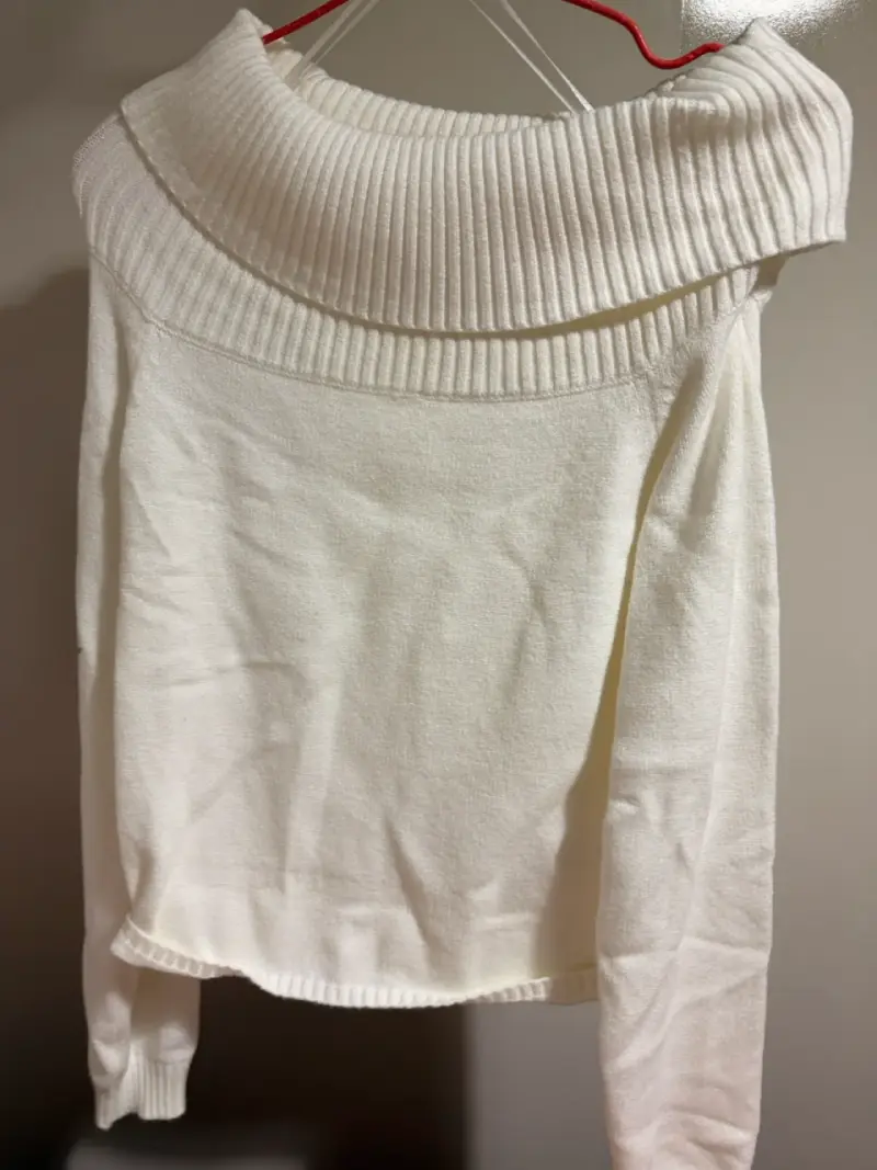 Sweater sin hombros - 1