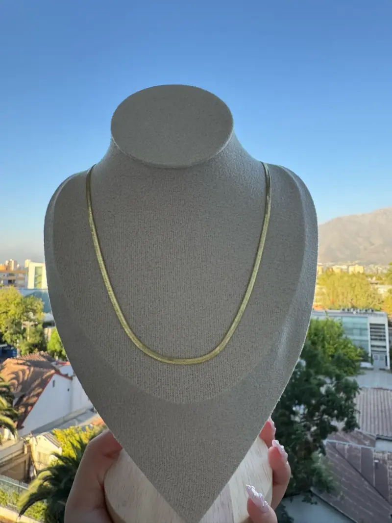 Collar de cadena dorada elegante - 2