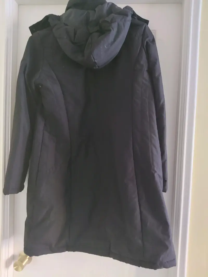 Abrigo negro Nordic Outdoor con capucha - 2