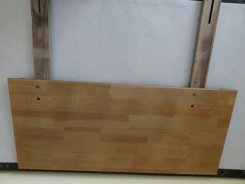Respaldo de cama de madera con soporte - 2