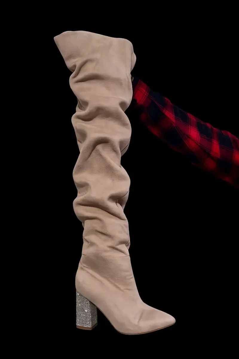 Botas altas beige con tacón brillante - 2