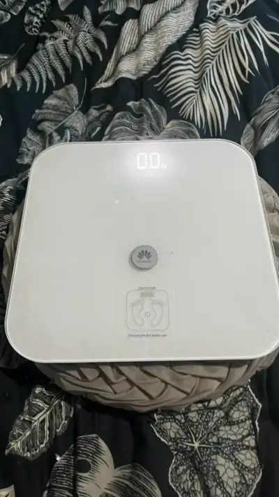 Báscula digital Huawei con pantalla LED - miniatura 2
