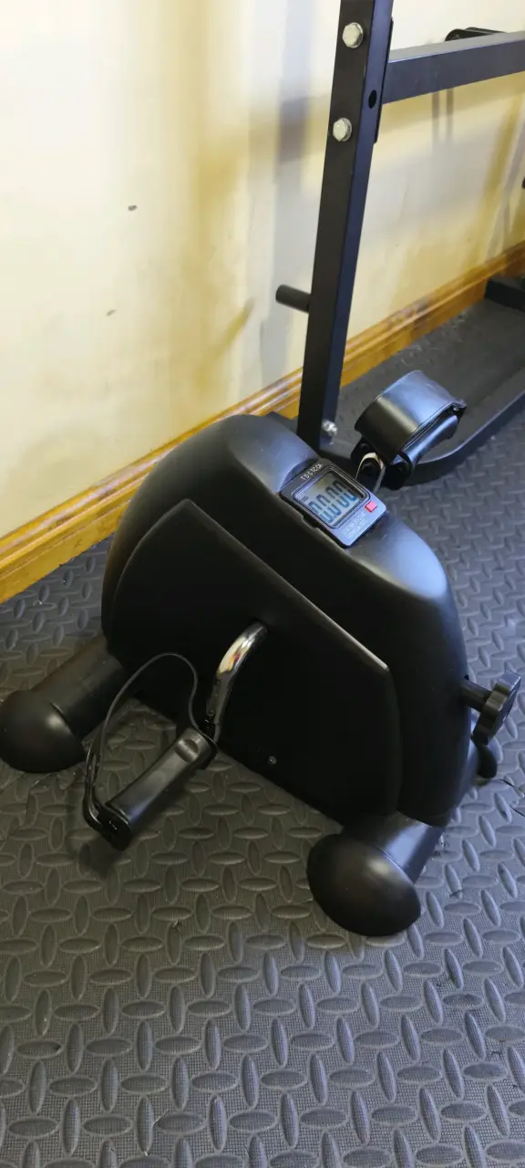 Pedalera estática con pantalla LCD - 3