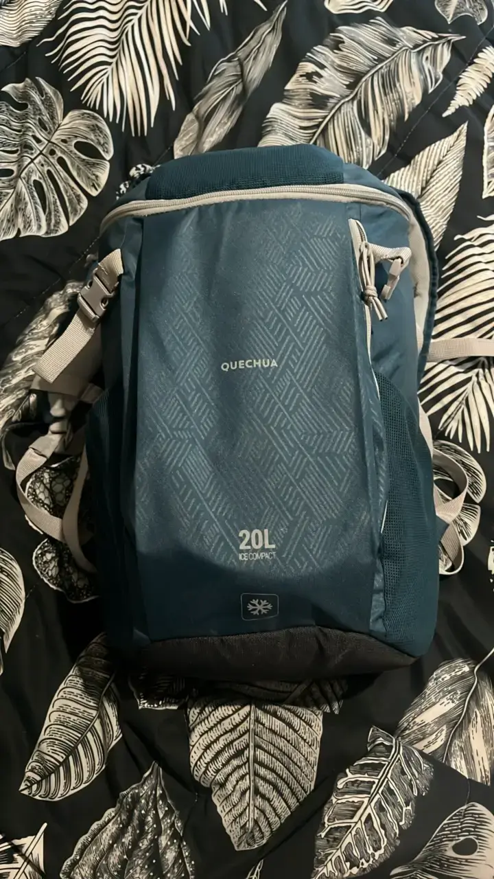 Mochila Quechua 20L Ice Compact azul