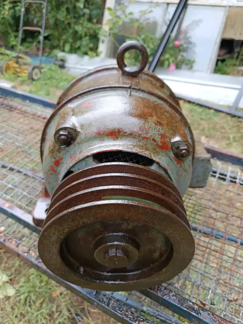 Motor eléctrico trifásico Siemens-Schuckert 5.5 kW