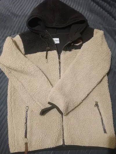 Chaqueta de lana con capucha para hombre - miniatura 2