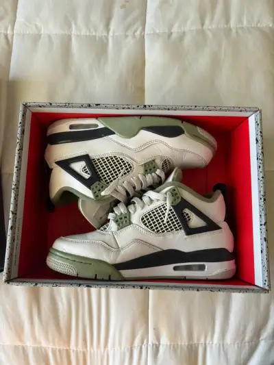 Air Jordan 4 Retro Oil Green (WMNS) - T37 CL - miniatura 1