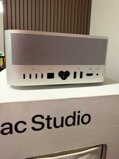 Apple Mac Studio en buen estado - miniatura 1