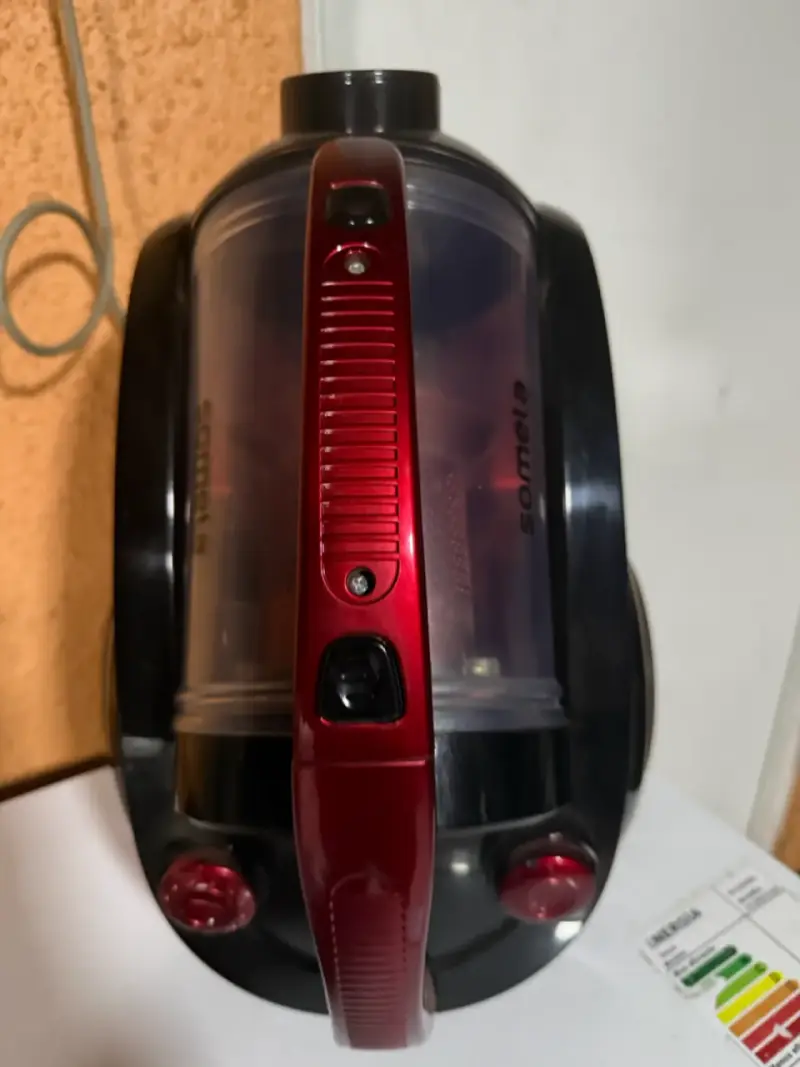 Aspiradora sin bolsa Somela roja y negra - 1