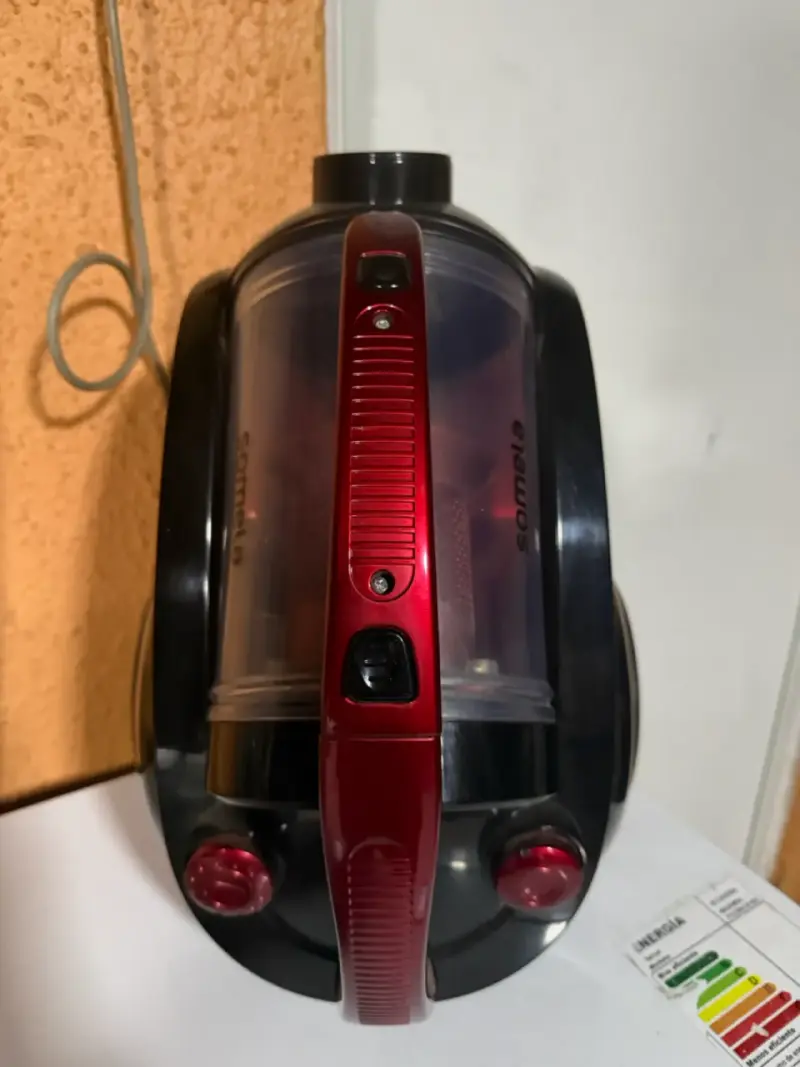 Aspiradora sin bolsa Somela roja y negra - 2