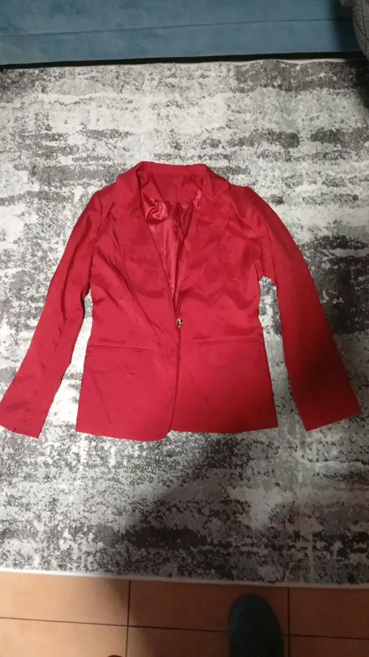 Blazer rojo elegante para mujer - 1