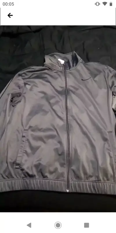 Chaqueta deportiva Nike negra talla M - miniatura 1