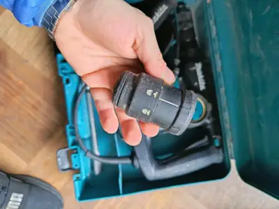 Rotomartillo Makita HR2810T con estuche - miniatura 2