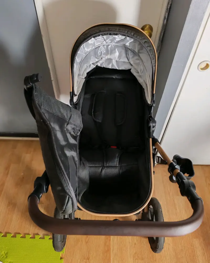 Coche de bebé plegable con manillar ajustable - 3