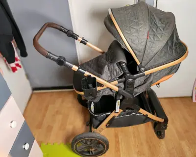 Coche de bebé plegable con manillar ajustable - miniatura 5