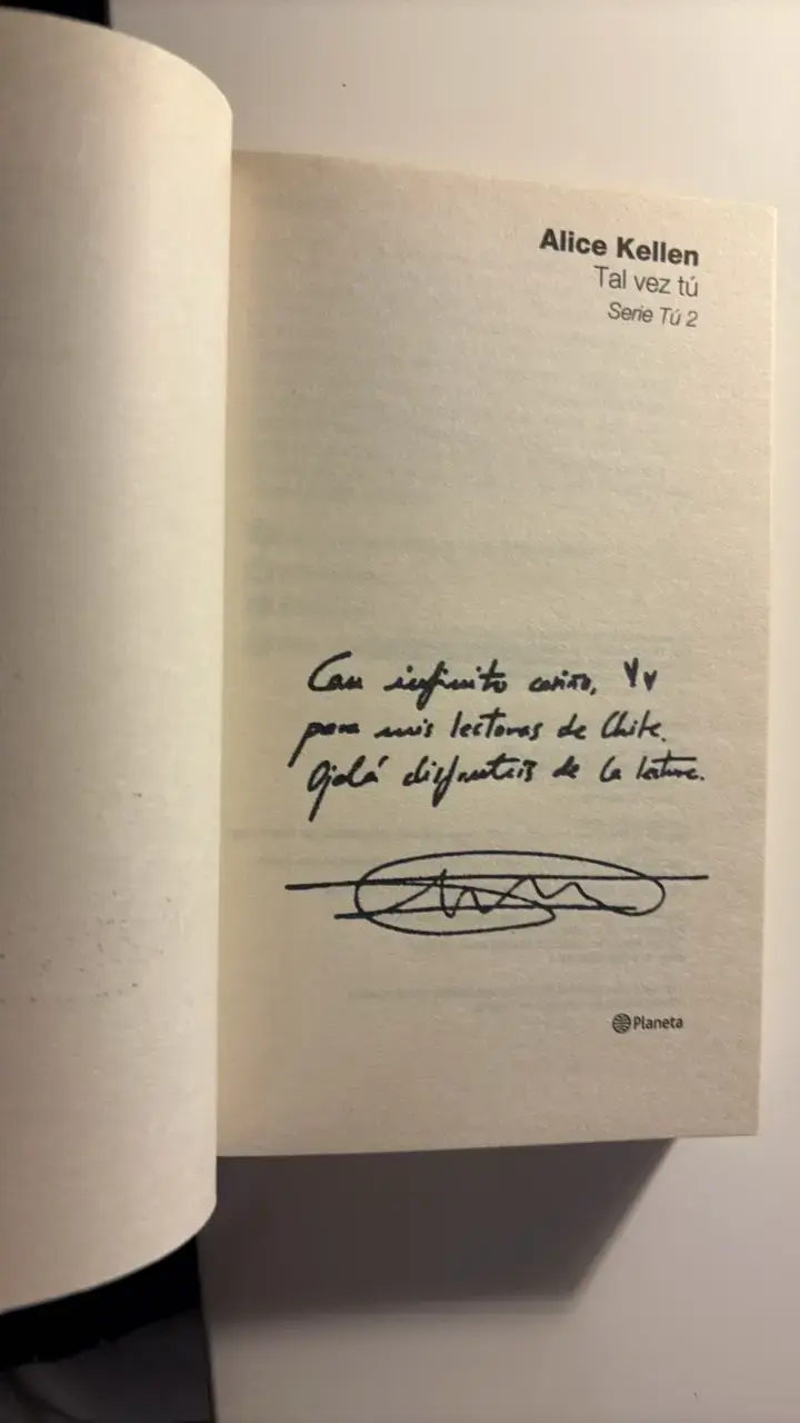 Libro 'Tal Vez Tú' de Alice Kellen firmado - 2