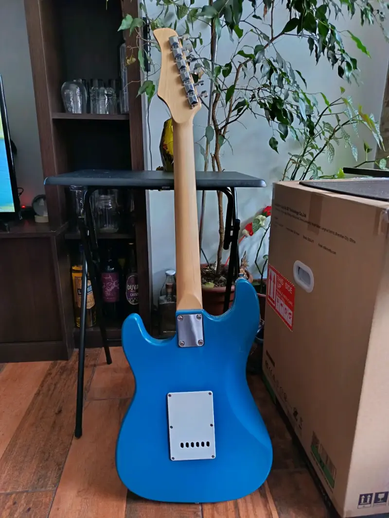 Guitarra eléctrica azul Epic estilo Stratocaster - 2