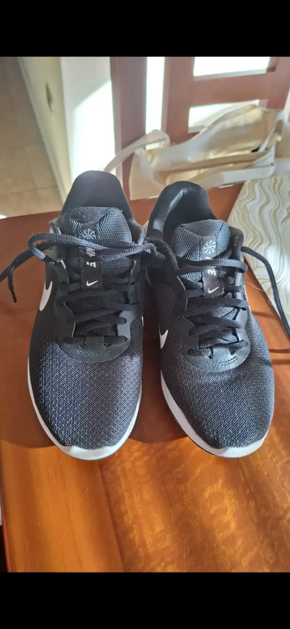 Zapatillas deportivas negras Nike Revolution - 3