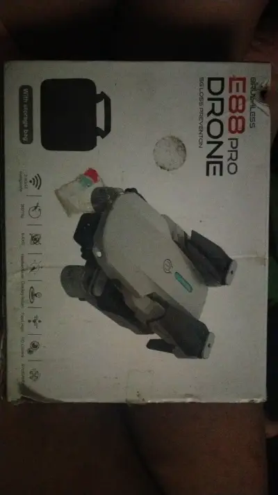 Drone E88 Pro con Control Remoto y Estuche - miniatura 1