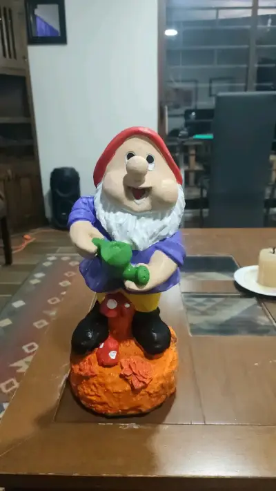 Figura de jardín enano decorativo colorido - miniatura 2