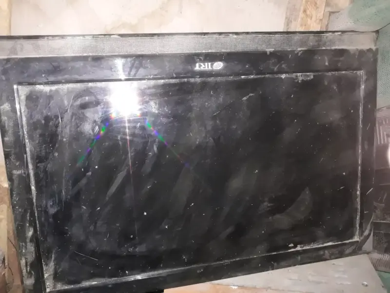Televisor LED AOC de 32 pulgadas para reparación - 2