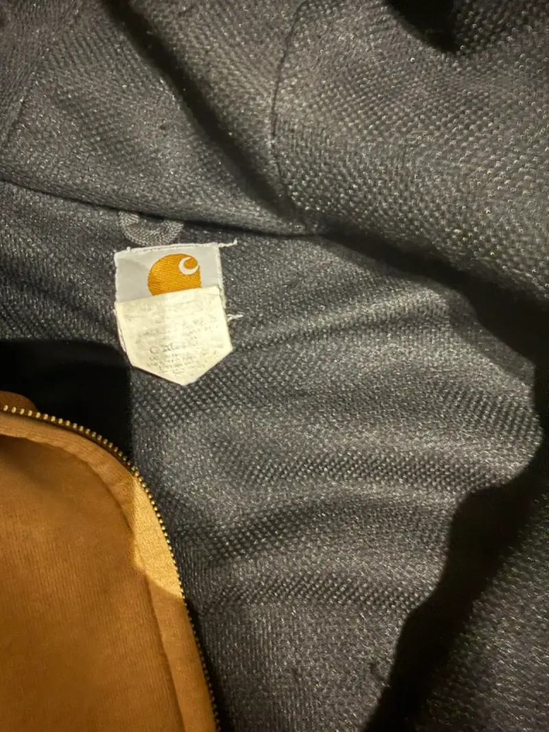Polerón Carhartt marrón con capucha - 3