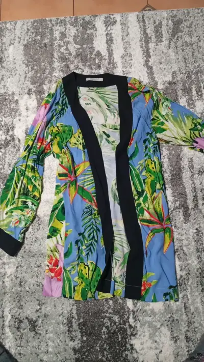 Kimono floral multicolor para mujer - miniatura 1