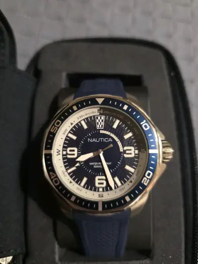 Reloj Nautica resistente al agua con correa azul - miniatura 1