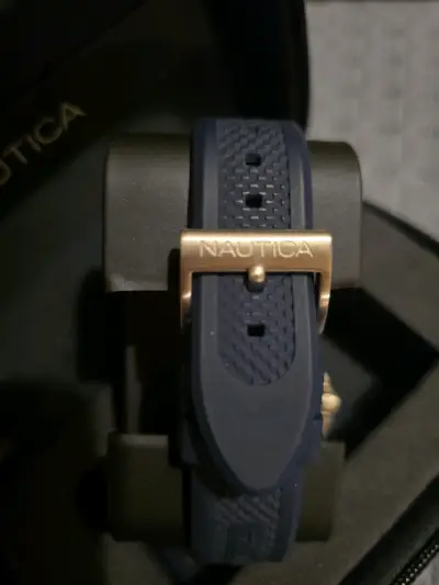 Reloj Nautica resistente al agua con correa azul - miniatura 3