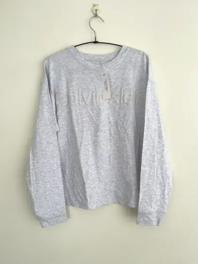 Polera manga larga gris Calvin Klein - miniatura 1