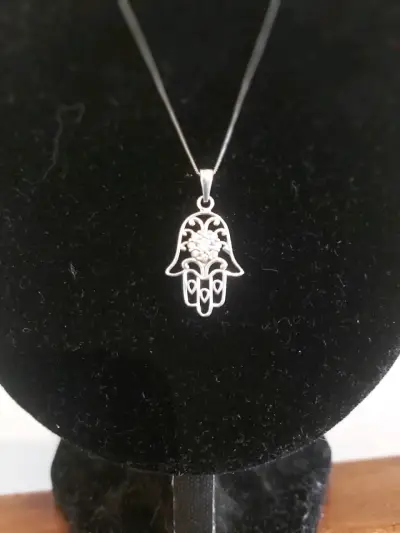 Joyas, Cadena con DIJE MANO FATIMA 2.33 GR oro Bla - miniatura 1