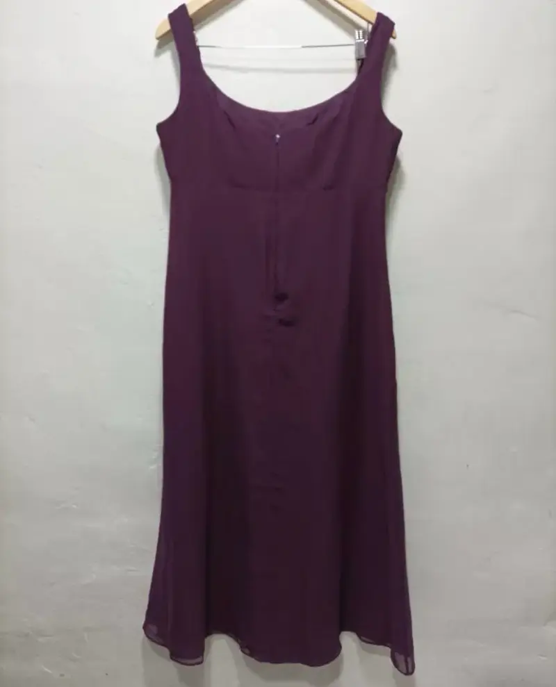 Vestido largo morado sin mangas elegante - 3